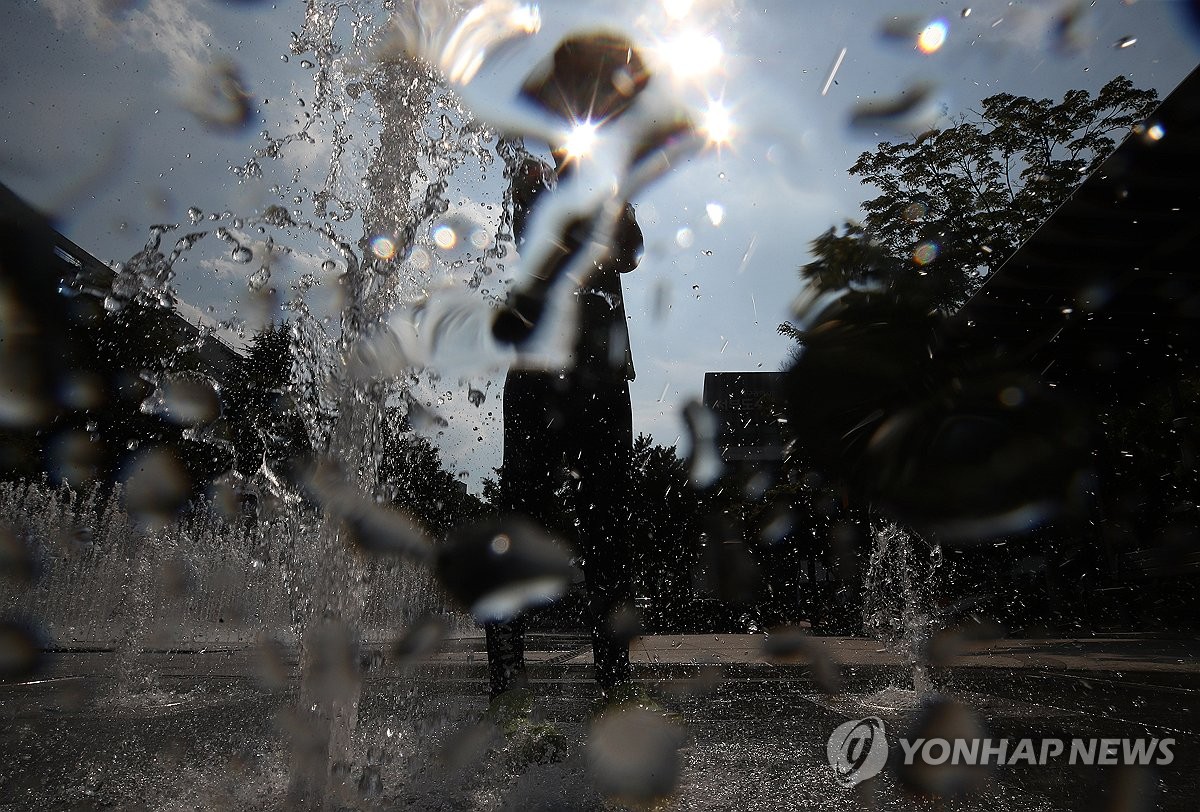 프로야구 <b>잠실</b>·<b>광주 경기</b> 폭염 <b>취소</b>