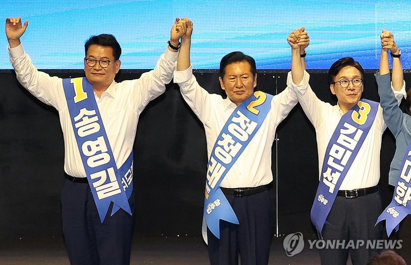 <b>김민석</b>, 강원·TK <b>경선</b> 鄭에 4.14%p차 승리…누적득표 박빙 지속