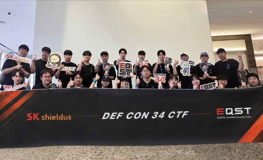 SK쉴더스 이큐스트가 미국 라스베이거스에서 열린 데프콘 34의 AI 빌리지 CTF(Capture The Flag)에 참가해 전 세계 200여 개 팀 가운데 최종 5위에 올랐다. [SK쉴더스 제공. 재판매 및 DB 금