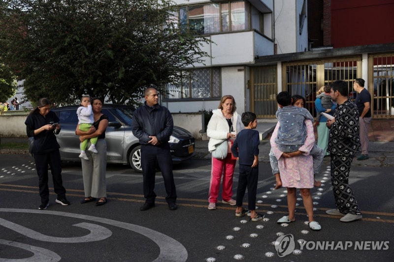 <b>콜롬비아</b>서 규모 6.8 <b>강진</b>…"수도 보고타도 흔들려"