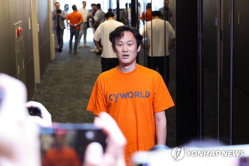 <b>싸이월드</b> 3.0 기자간담회 찾은 김호광 베타랩스 대표
