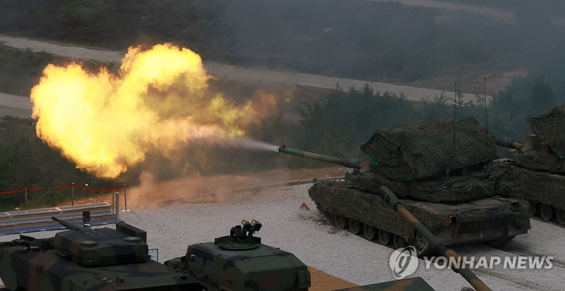 적 대<b>전차</b>무기 대응 강화…<b>K2 전차</b>에 능동방호체계 탑재(종합)