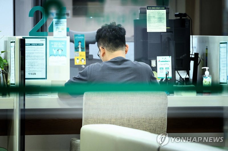 '깡통대출' 비율 <b>코로나</b>19 이후 최고…고금리에 부실 확산