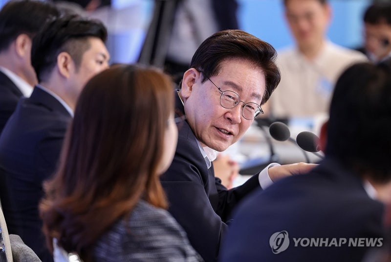 李<b>대통령</b>, <b>가업상속공제</b> 개편에 "부당감면 축소, 조세 정상화"