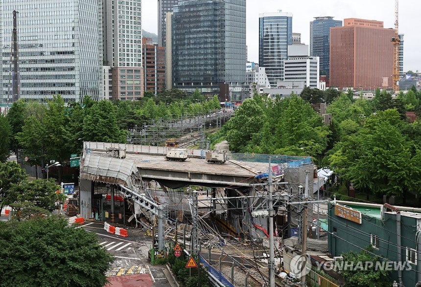 서소문 고가차도 붕괴 사고 현장 [연합뉴스 자료사진]