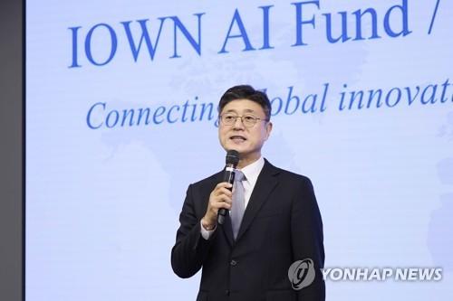 정재헌 SKT CEO
(도쿄=연합뉴스) 정재헌 SKT CEO가 10일 일본 도쿄에서 열린 기자회견에서 한일경제연대 및 '아이온 AI 펀드' 조성 의미에 대해 말하고 있는 모습. [SKT 제공. 재판매 및 DB금지]