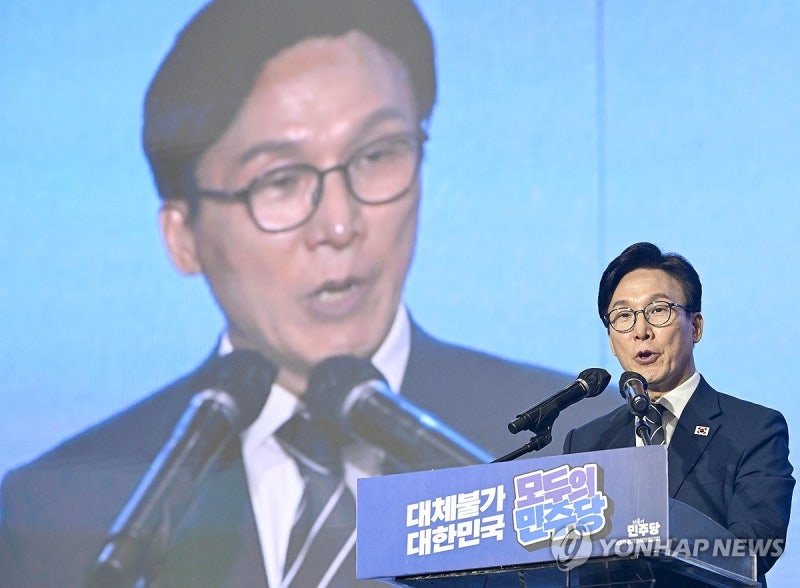 金, 23일 <b>대표 취임</b> 후 첫 고위당정…부동산 세제 등 논의할 듯