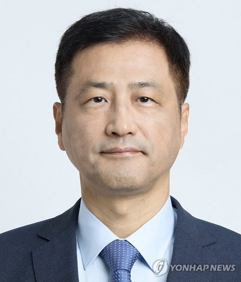 李대통령, <b>선관위</b> 의혹 <b>특검</b>에 <b>이태한</b> 권익위 비상임위원 임명