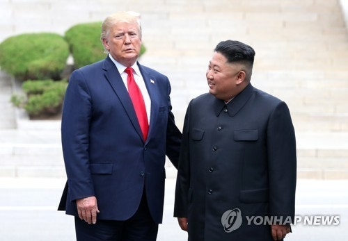 '김정은과 연내 회담' 확언한 <b>트럼프</b>…<b>비핵화</b> 목표엔 즉답 <b>회피</b>(종합)
