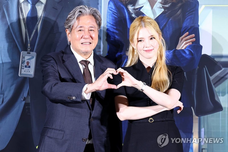 <b>최민식</b> "할리우드 '<b>인턴</b>' 원작에 한국적 정서 더해…공감 유발"