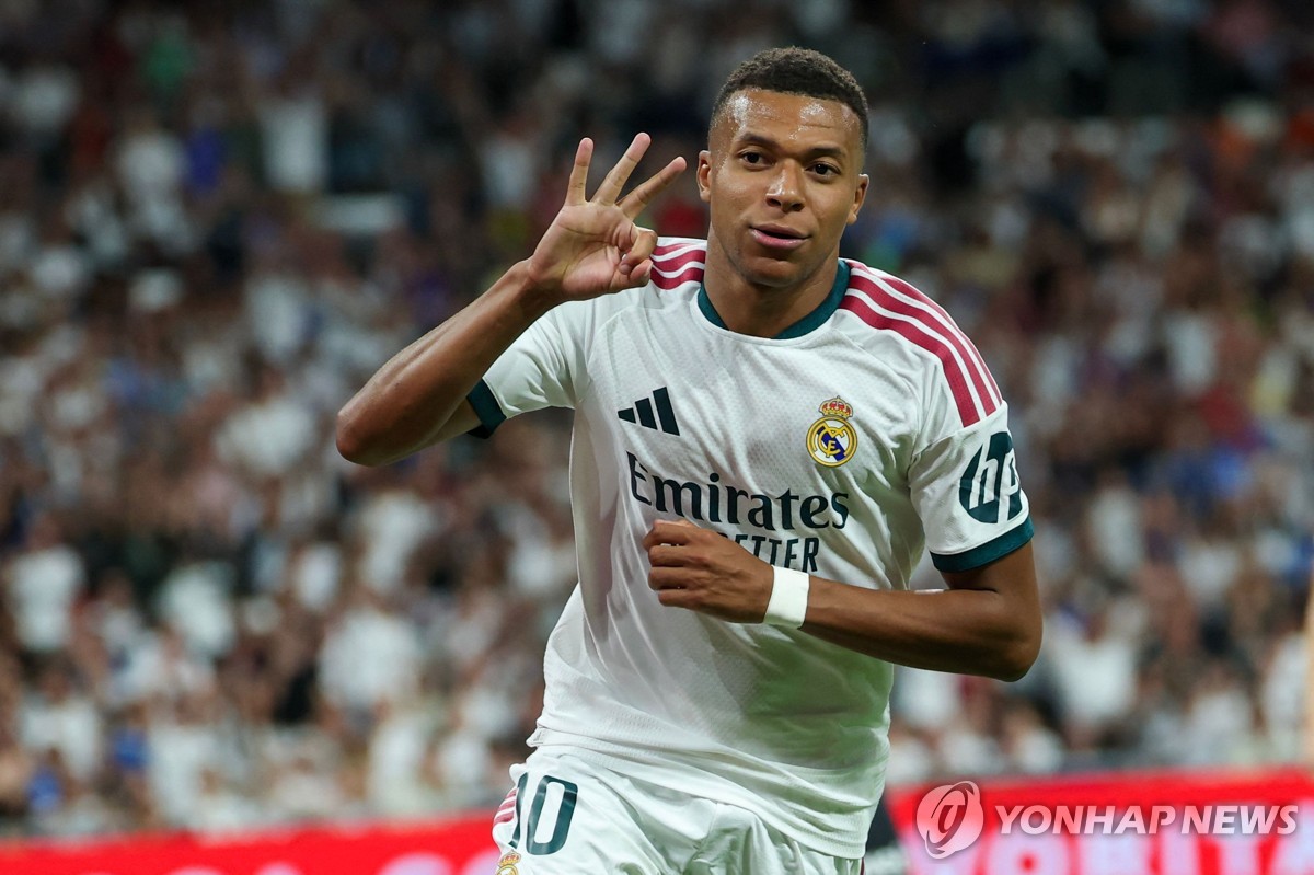 레알 마드리드, 레알 소시에다드 4-1 대파…<b>음바페</b> 1호 <b>해트트릭</b>