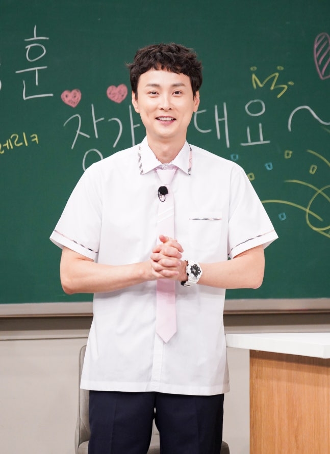 <b>민경훈</b>, 11년 만에 '<b>아는 형님</b>' 떠난다…"재충전 위한 <b>휴식기</b>"