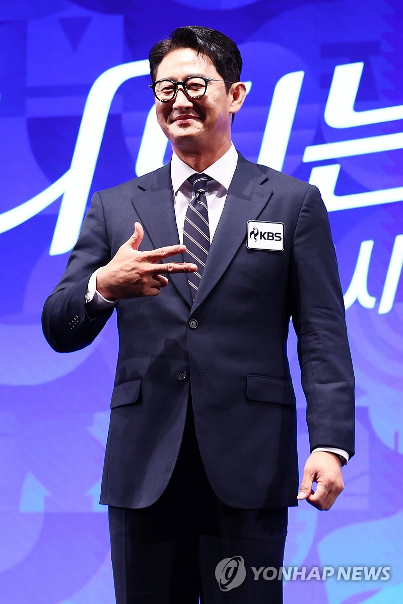 <b>야구 해설</b> 맡은 <b>박용택</b>