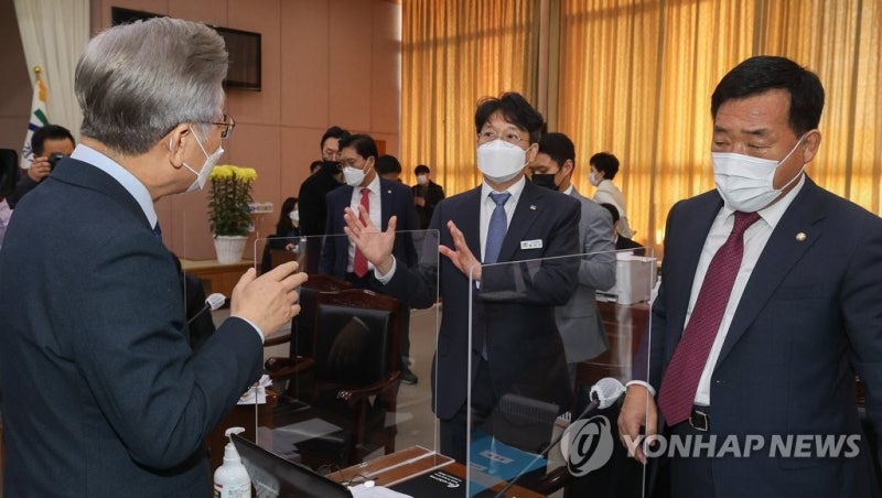 [프로필] <b>홍지선</b> 국토<b>장관 후보자</b>…경기도서 잔뼈굵은 '현장형 관료'