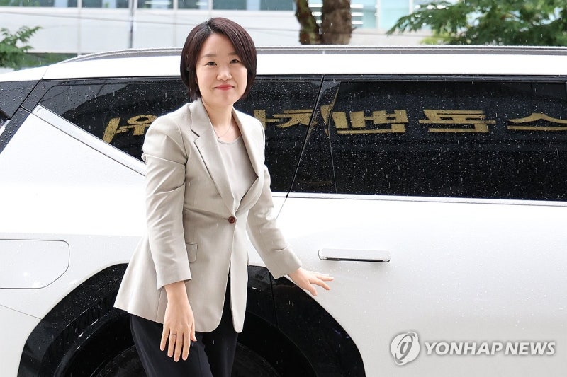 <b>이소영</b> 중기장관 후보 "'타다' 재발 없도록…불합리 규제 완화"