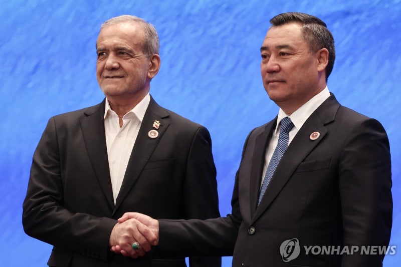 <b>이란</b> 대통령 연일 美에 <b>종전MOU</b> 복귀 촉구…"<b>이란</b>도 즉각 <b>상응</b>"