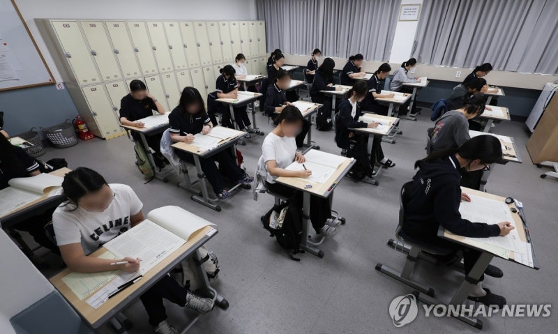 '수능 전 실력 점검'…<b>9월 모의고사</b>