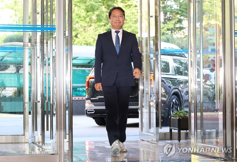 與, <b>한동훈</b>에 "수사기록 불법 유출" 역공…<b>공수처 고발</b>도(종합)