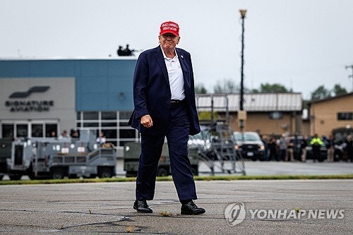 트럼프, 또 캐나다 때리기…"제트기, 美서 안 만들면 못 판다"