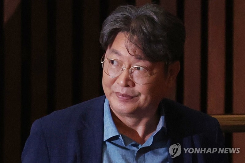 [속보] 검찰, '주식 차명거래 의혹' <b>이춘석</b> 의원 <b>불구속 기소</b>