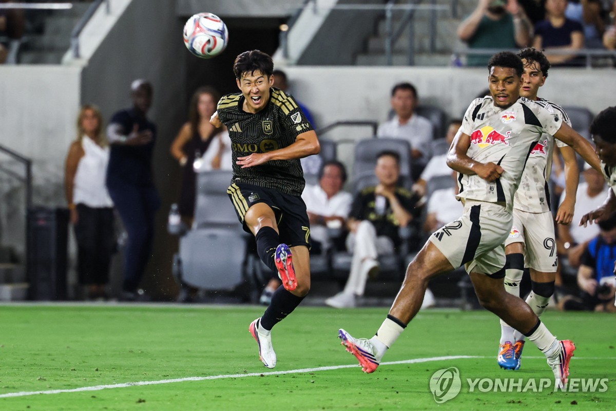'<b>손흥민 골대 불운</b>' LAFC, 뉴욕에 2-0 승리…7경기 만에 승전고