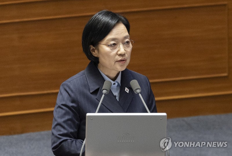 韓총리, '與다수 군대안가 국방 무지' 비판에 "애국심 없지않다"