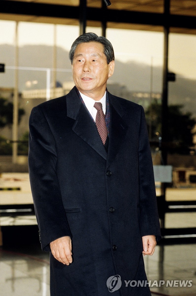 '<b>신군부</b> 5인' 마지막 생존자 <b>정호용</b> 전 국방장관 <b>사망</b>