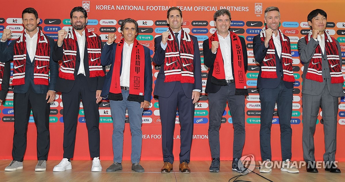 <b>모레노</b> 축구 대표팀 <b>감독</b>, 취임 기자회견