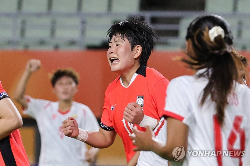 [아시안게임] '김민지 해트트릭' 한국 <b>여자축구</b>, 첫 경기서 미얀마 <b>5-0</b> 완...