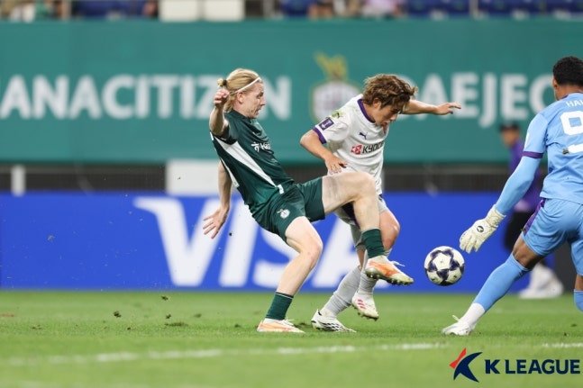 대전과 교토의 경기 장면.[한국프로축구연맹 제공. 재판매 및 DB 금지]