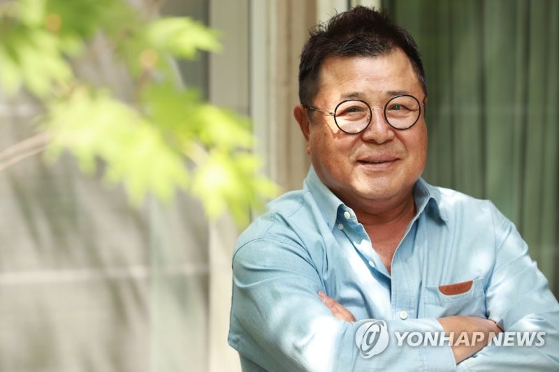 배우 <b>백일섭 사진 무단사용</b> 주방용품 업체…법원 "1억원 배상"