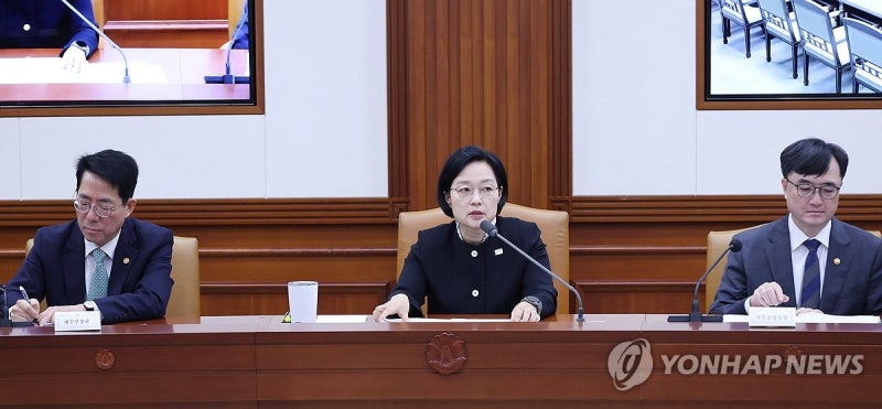 정부, 임신중지약물 단계적 도입 추진…韓총리 "더는 방치안돼"(종합)