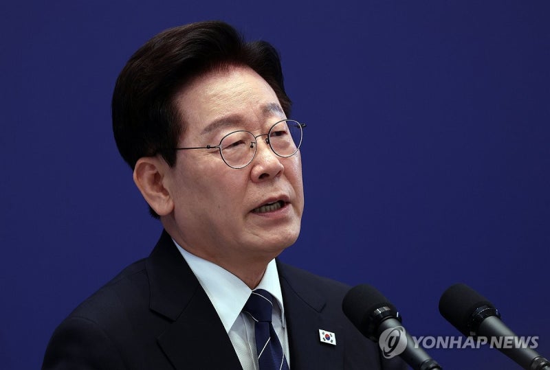 李대통령, 여권 지지층에 "멸칭·혐오, 갈등 키워…<b>개혁</b> 장애물"