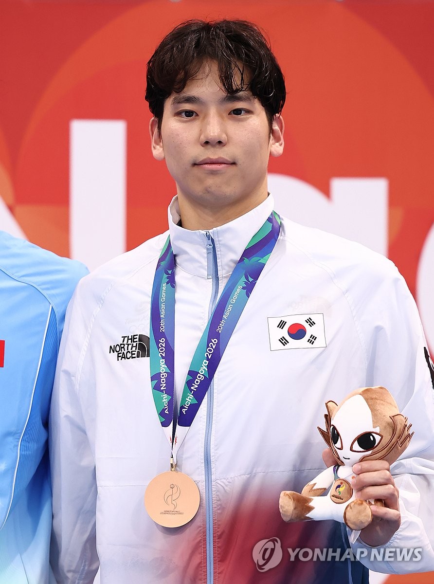 <b>이주호</b>, <b>배영</b> 100ｍ <b>동메달</b>