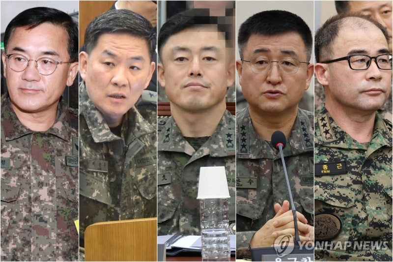 '계엄 <b>가담</b>' 軍지휘관들 중형…"특정 세력 위해 군사력 사용"(종합)