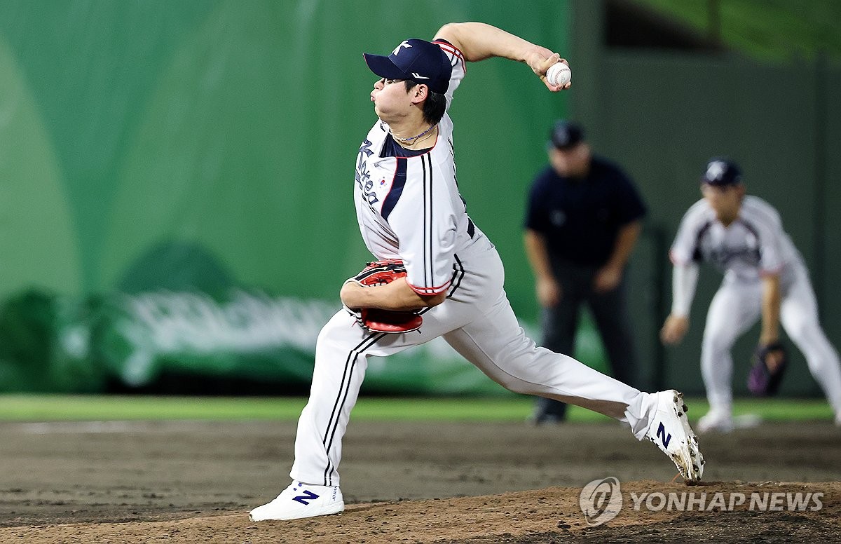 곽빈 내려가고 <b>조병현</b>