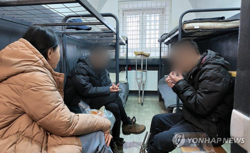 젤렌스키 "북한군 <b>포로</b> 2명, 韓 보내"…정부, 사실상 확인(종합2보)