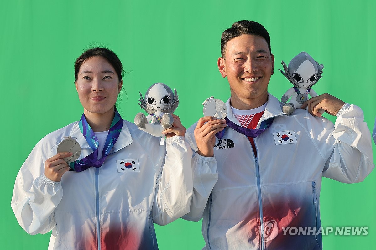 <b>이종준</b>-<b>장국희</b>의 값진 <b>은메달</b>