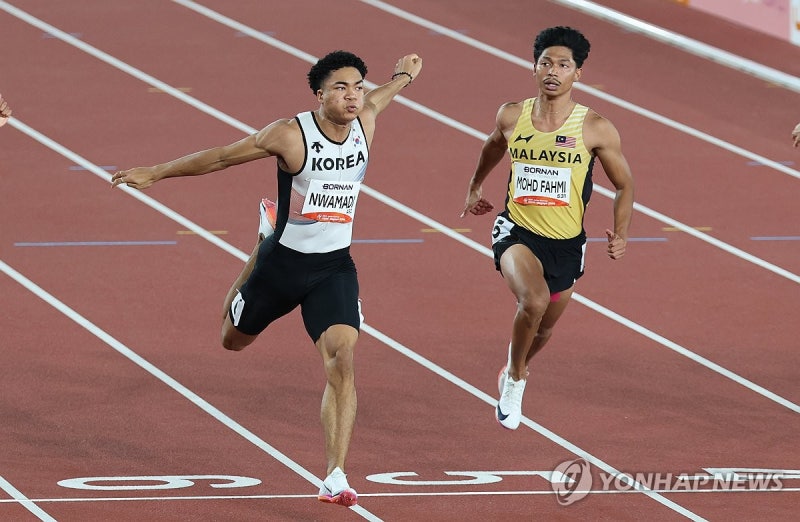 [아시안게임] 나마디 조엘진, 남자 100ｍ 준결선 조 1위로 결선행…10초...