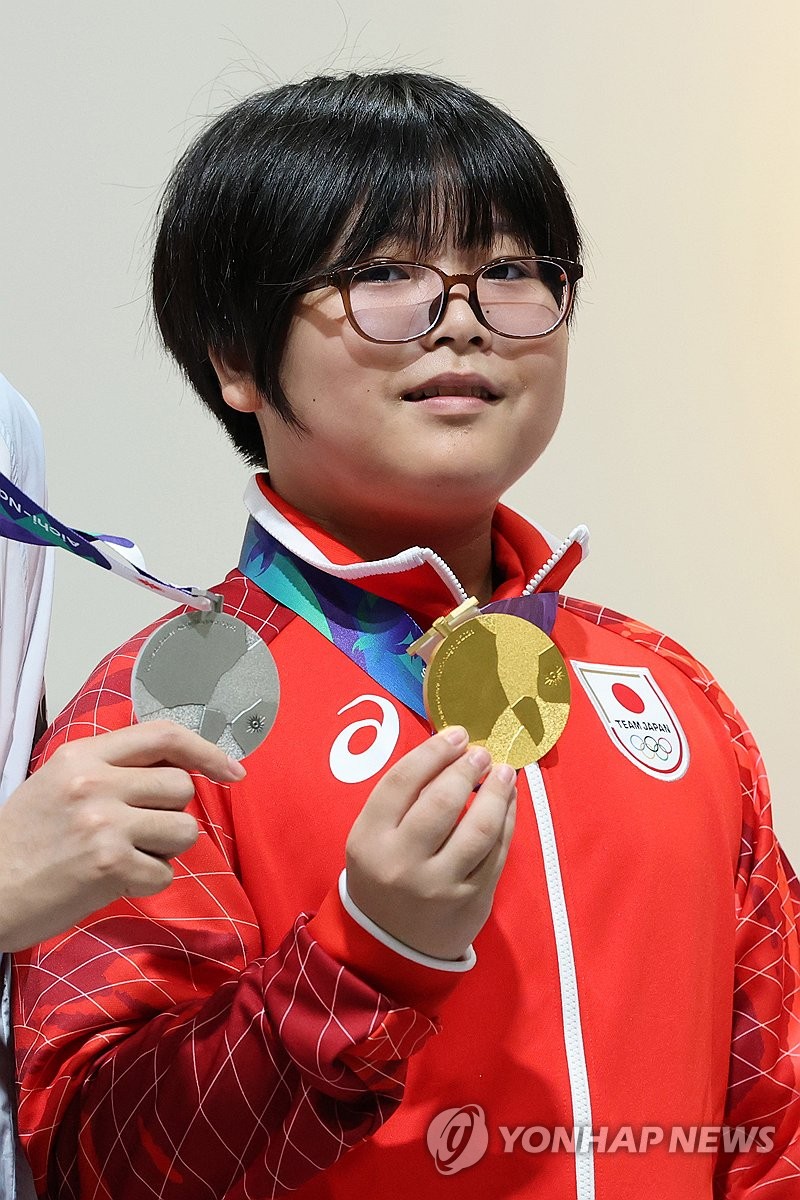 11세 최연소 금메달리스트, 구리하라 유키
(도코나메[일본]=연합뉴스) 임화영 기자 = 26일 일본 아이치현 도코나메 아이치 스카이 엑스포에서 열린 2026 아이치·나고야 아시안게임 e스포츠 뿌요뿌요 챔피언스에서 금