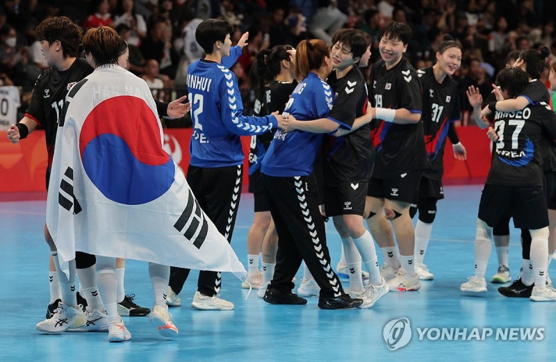 [아시안게임] 한국 <b>여자핸드볼</b> 8년 만에 정상 탈환…통산 8번째 우승(종...