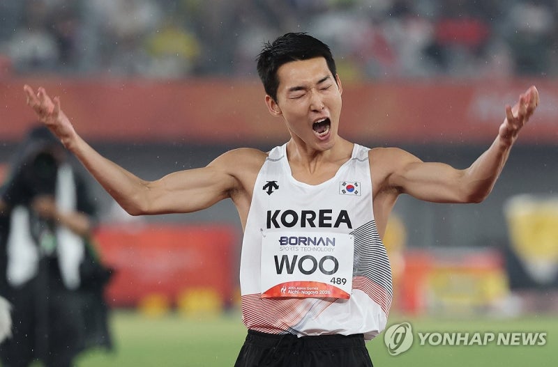 [아시안게임] <b>높이뛰기</b> <b>우상혁</b>, 2ｍ22로 3위…3회 연속 메달 획득