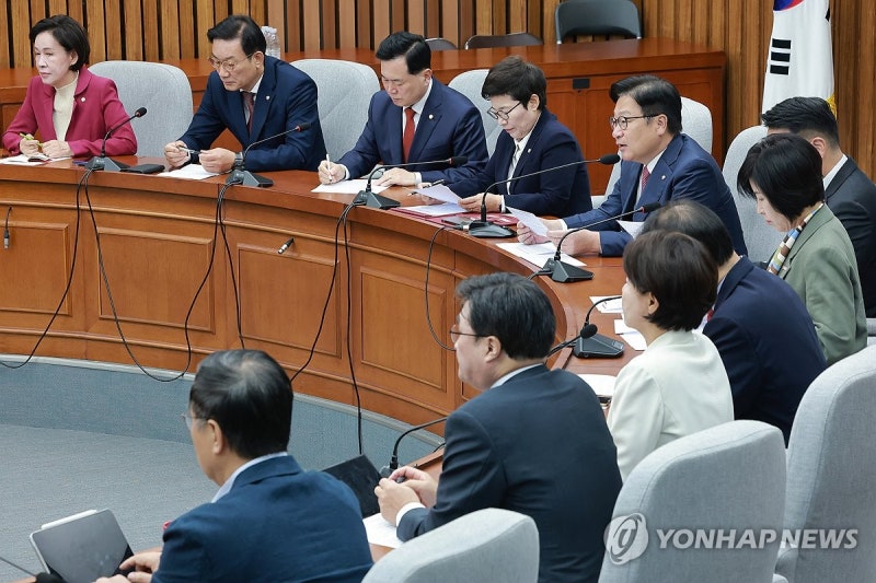 국힘 "대통령 방탄 위해 사법체계 초토화"…'검찰청 폐지' 공세