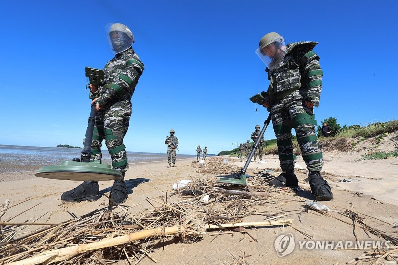 <b>인천 강화</b>군서 北유실<b>지뢰</b> 54일만에 재<b>발견</b>…"안전 유의"