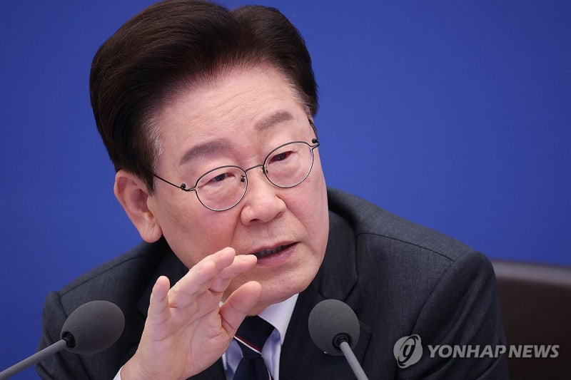 李대통령 "노동자에 <b>중금속 배출주사</b> 투약, 용납못해…엄중대처"