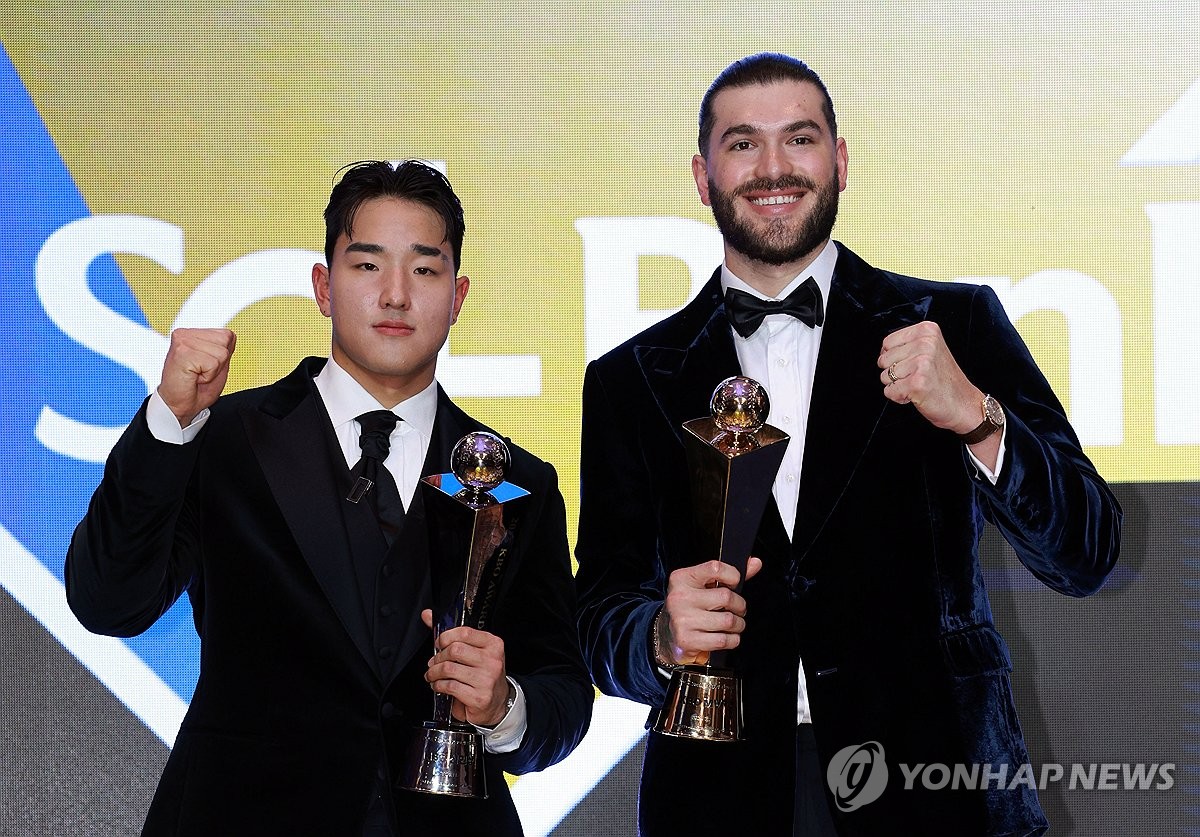 <b>김도영</b>·곽빈 프로<b>야구</b> MVP 후보…문정빈·허인서 신인상 각축