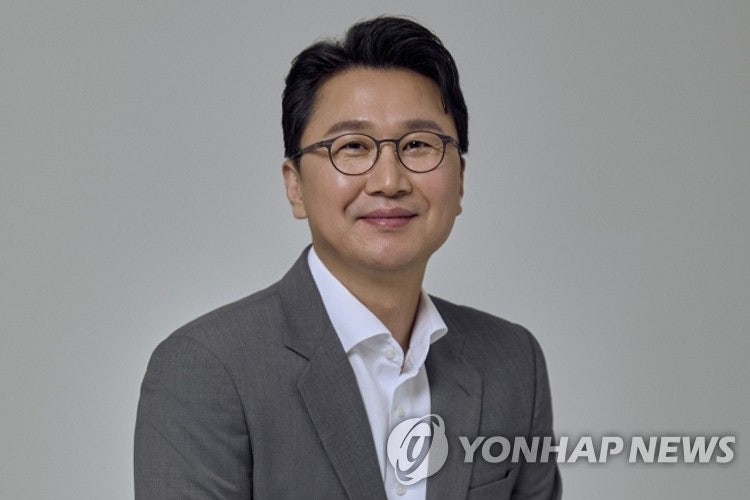 20여년 함께한 직원이 아들로…<b>세라젬</b>의 이례적 '양자 승계'