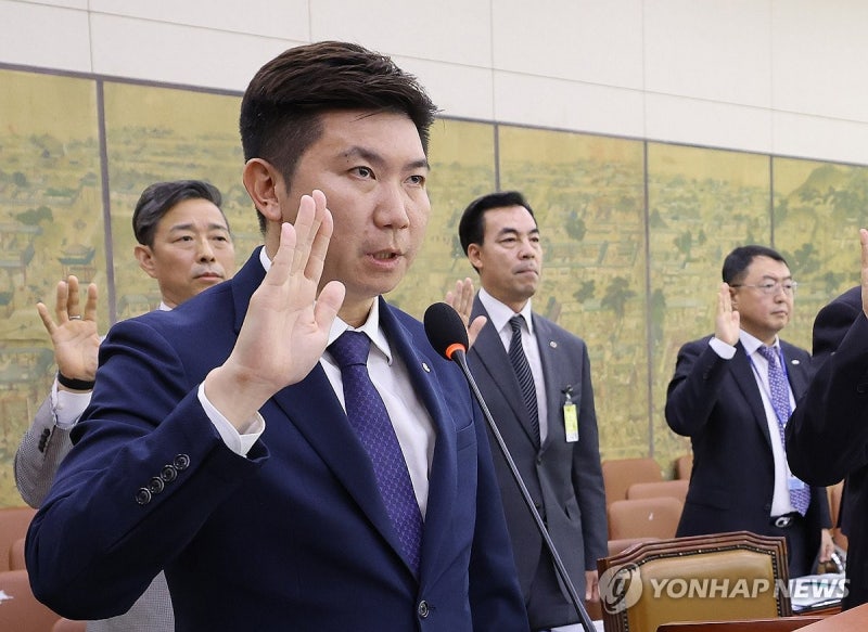 임오경 "병역특례 문제 선수 징계하라"…<b>유승민</b> "그렇게 하겠다"(종합)