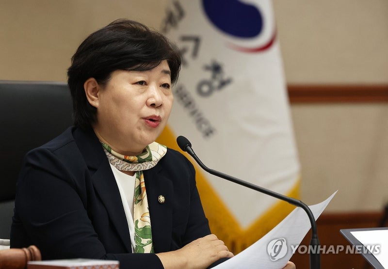 <b>서영교</b> "吳에 <b>징역형</b> 선고돼야"…국회 법사위원장 명의로 입장문