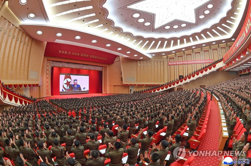 <b>김정은</b> 당일치기 <b>방중</b>하나…여권 관계자 "오늘 <b>귀국</b> 유력"